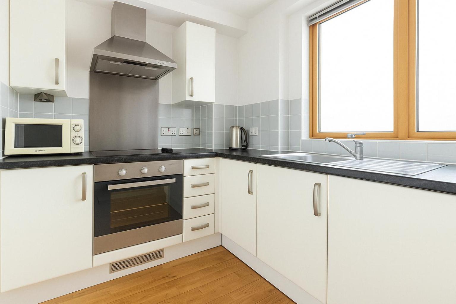 Smart Flat In A Quiet, & Convenient Location * London